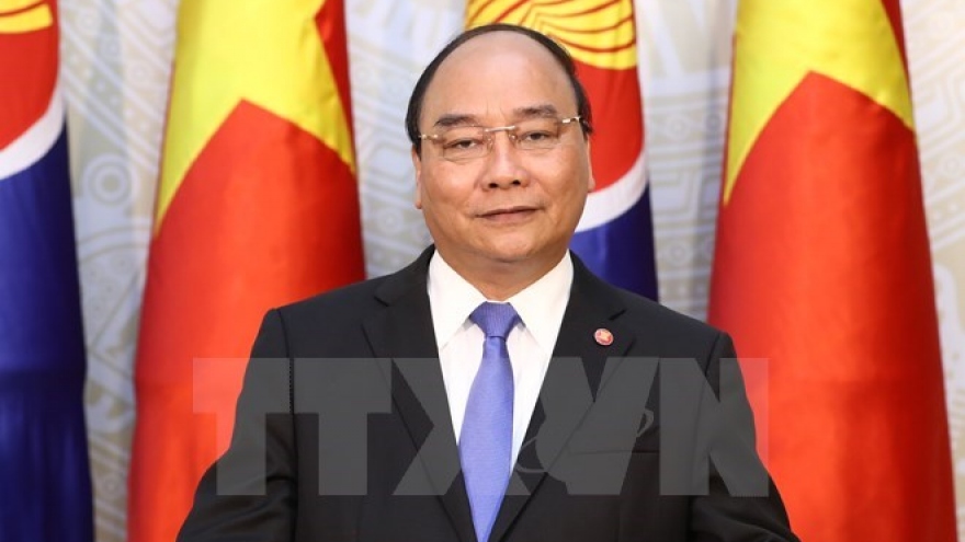 
        PM: Vietnam pledges to build united, self-reliant ASEAN
                              