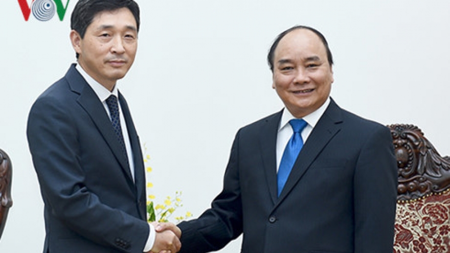 Governmet leader hosts Korean, Sri Lankan diplomats