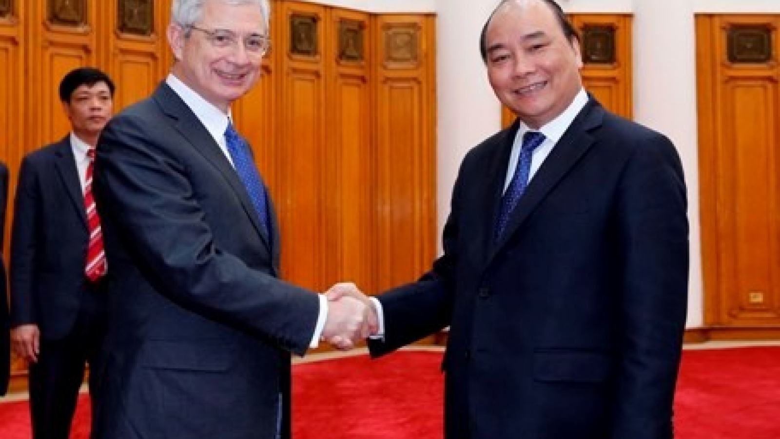 Deputy PM welcomes President of French National Assembly