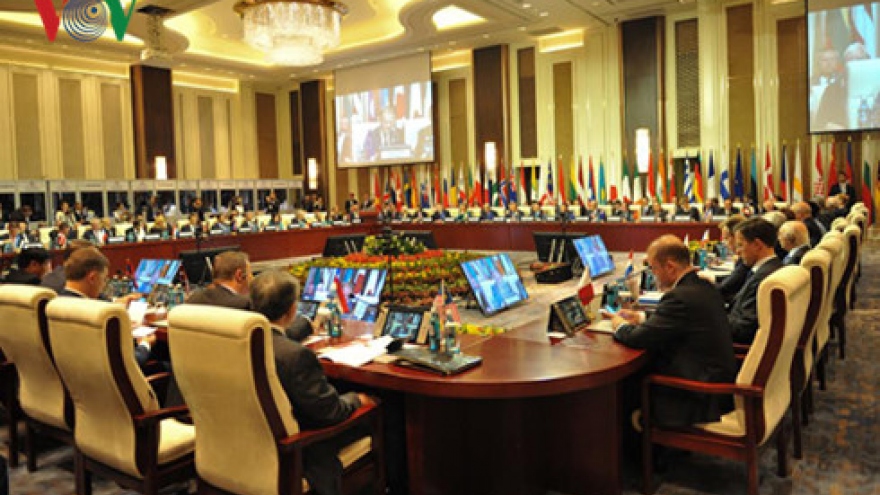 PM highlights importance of connectivity at 11th ASEM Summit