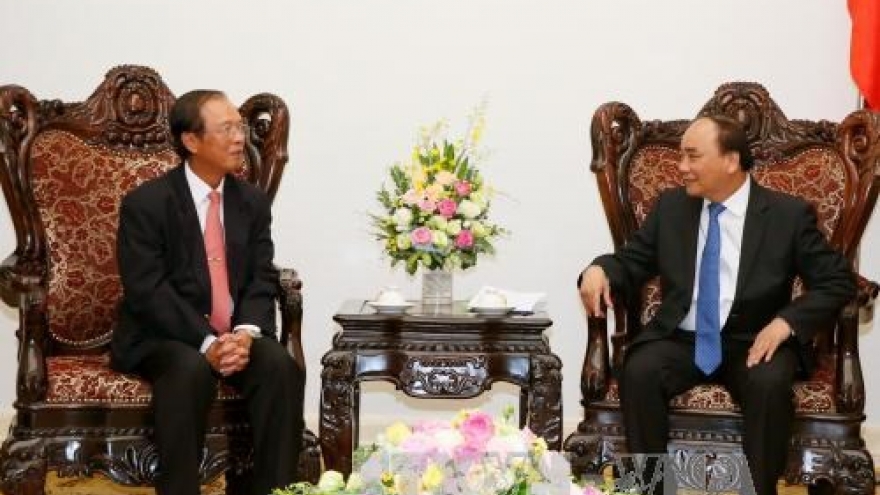 Cambodia asked to help Vietnamese telecommunication firms