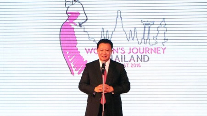 August designated a month for women travelers