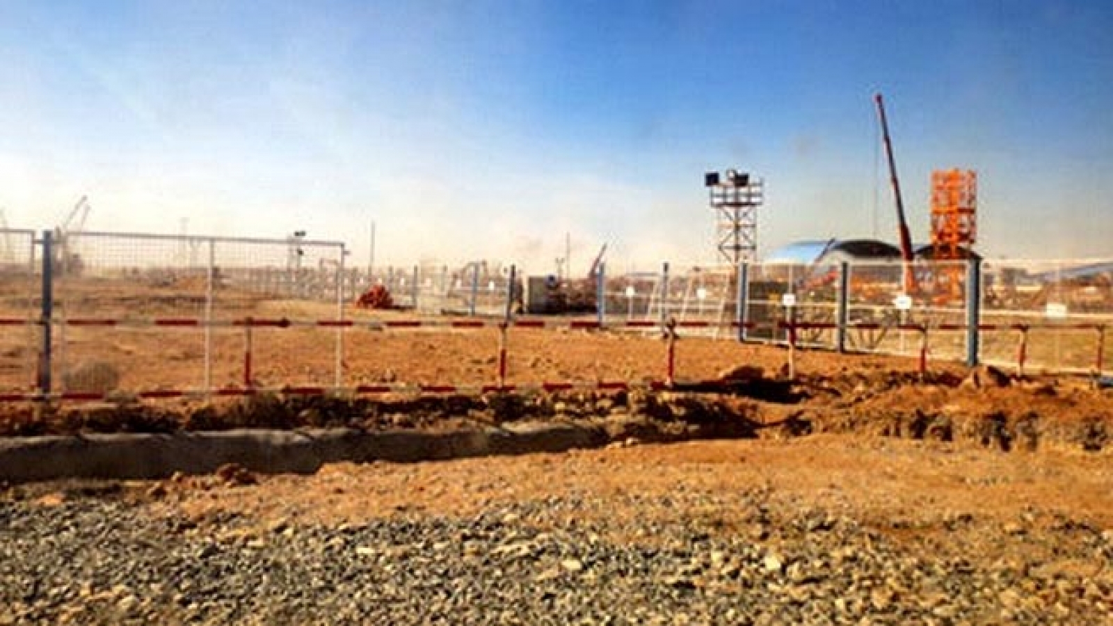 Pollution at power plant persists despite public outcry