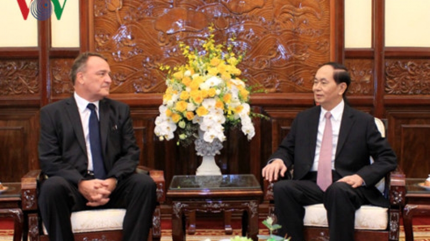 President receives outgoing Slovakian, Austrian ambassadors