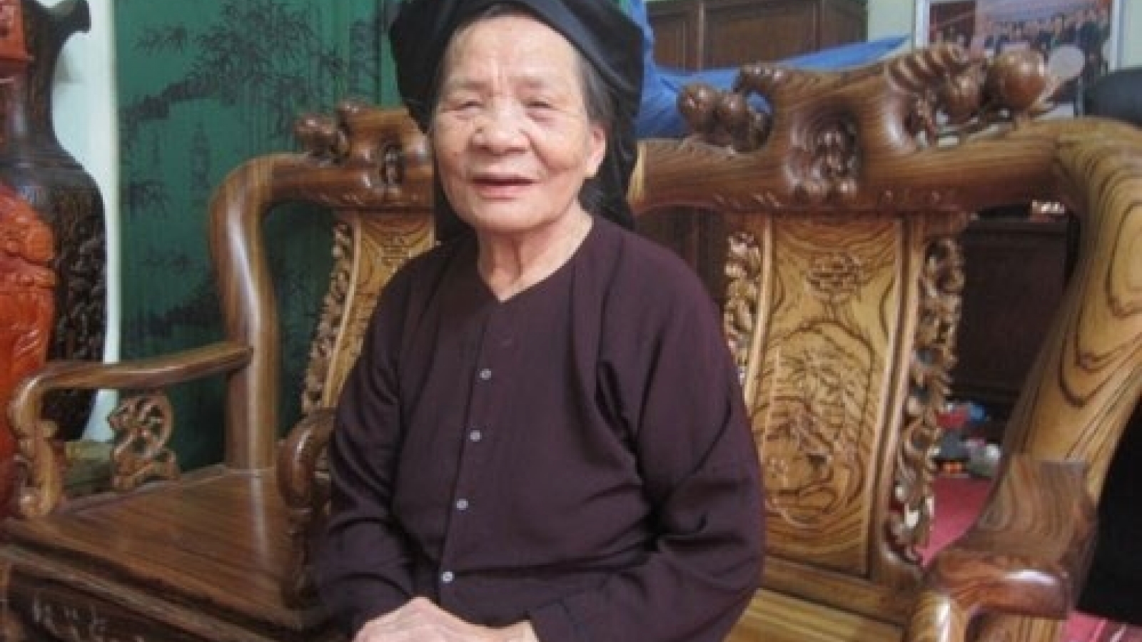 Artisan preserves “Quan ho” singing