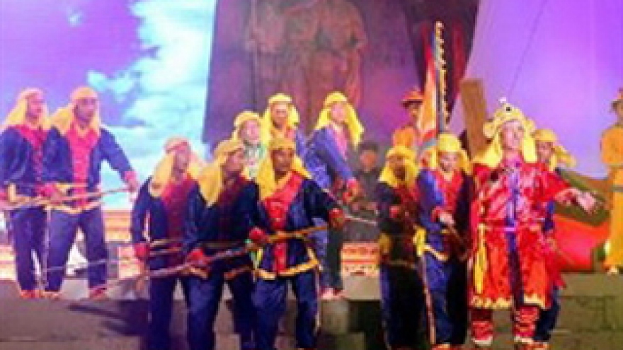Vietnamese, Chinese armies to promote border links
