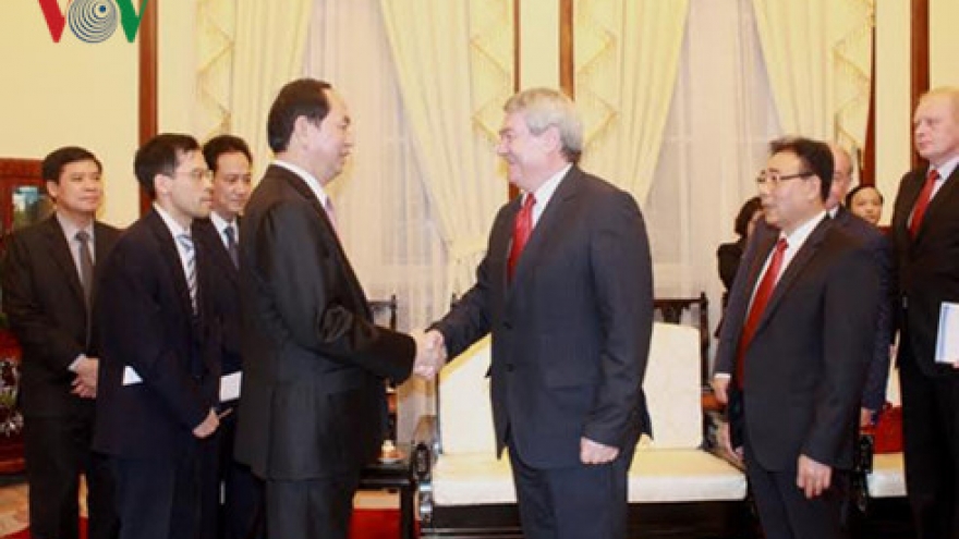 State leader hosts Czech Party official