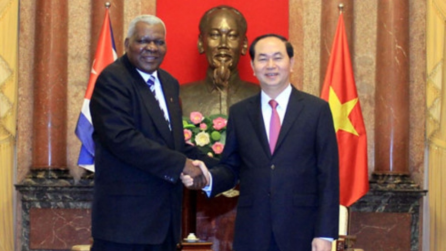 Vietnam treasures solidarity with Cuba