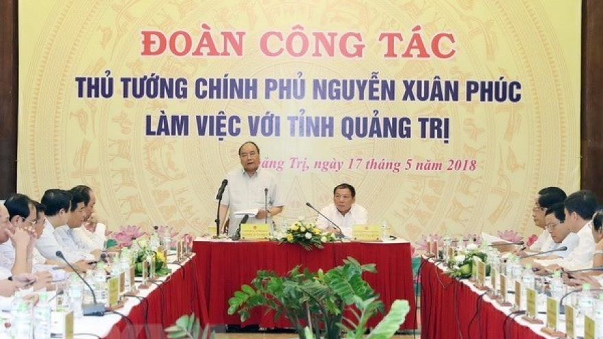 PM urges Quang Tri to improve administration for people, businesses