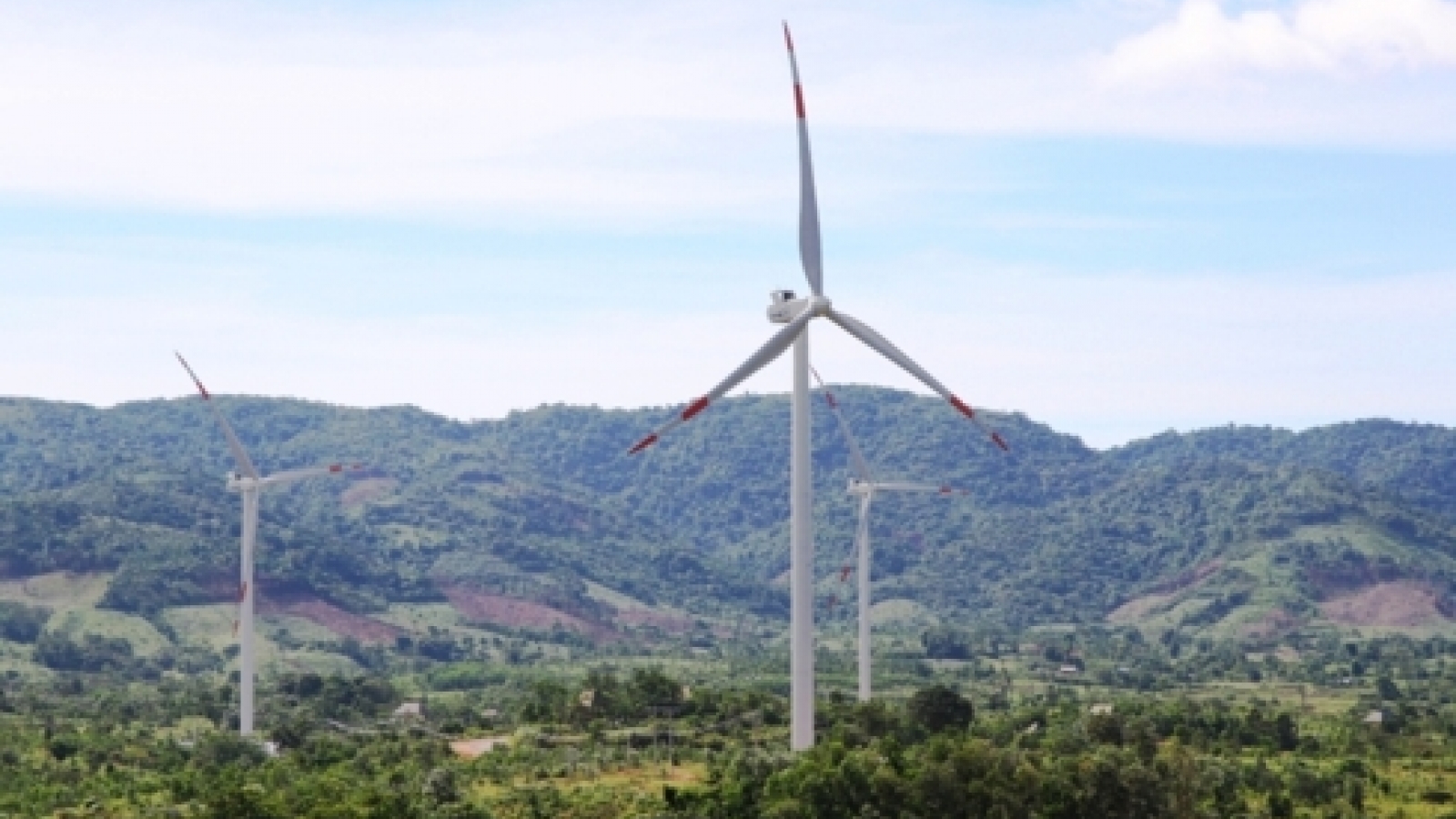 Quang Tri strives to develop 6,000 MW of renewables