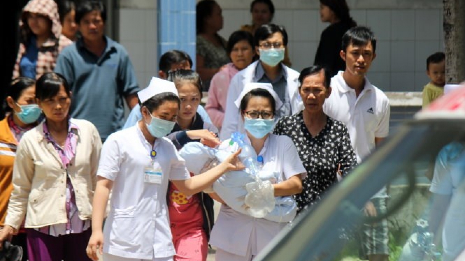 4-month-old baby dies after Quinvaxem shot in southern Vietnam