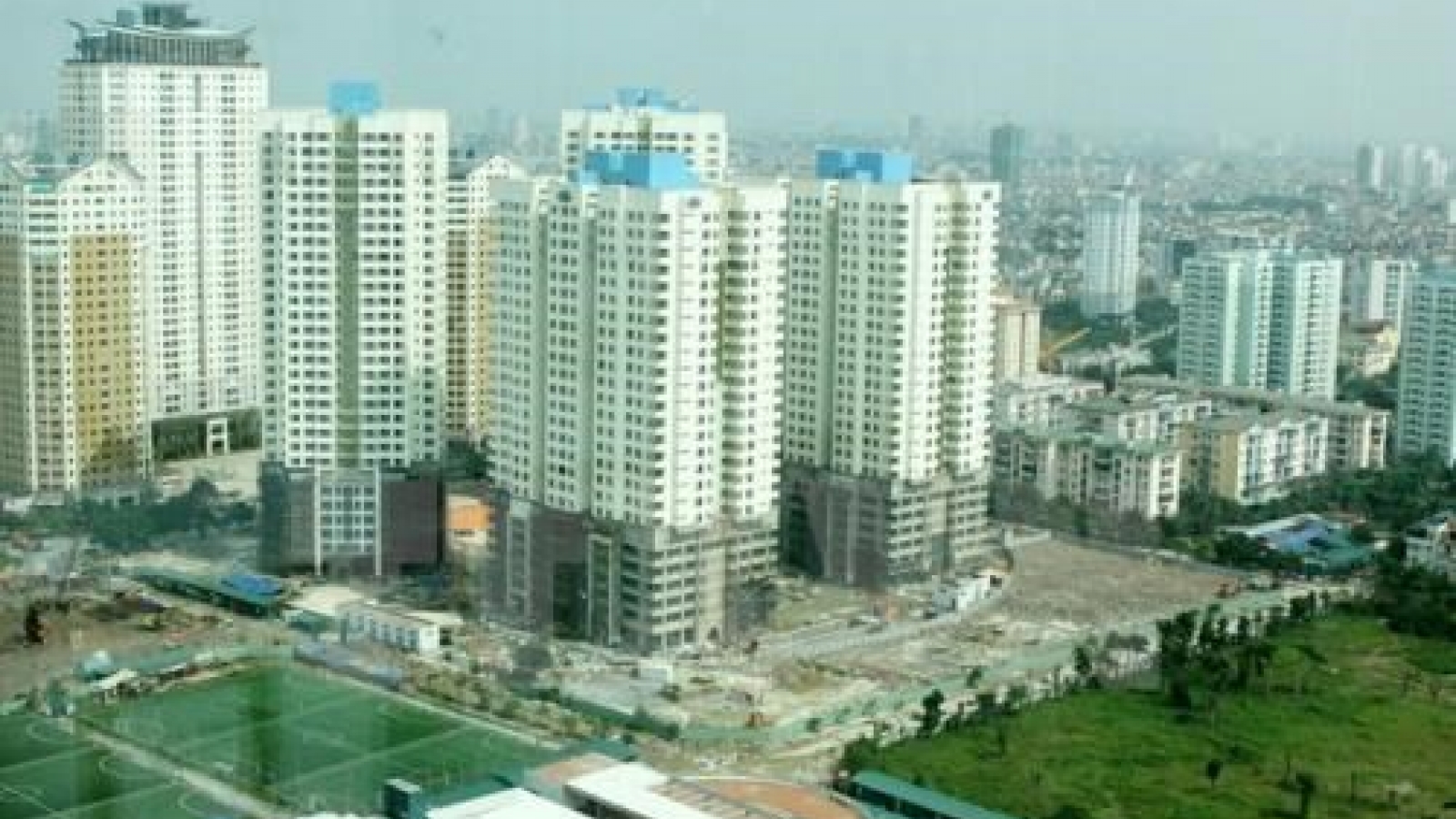 Real estate greets more Asian investors