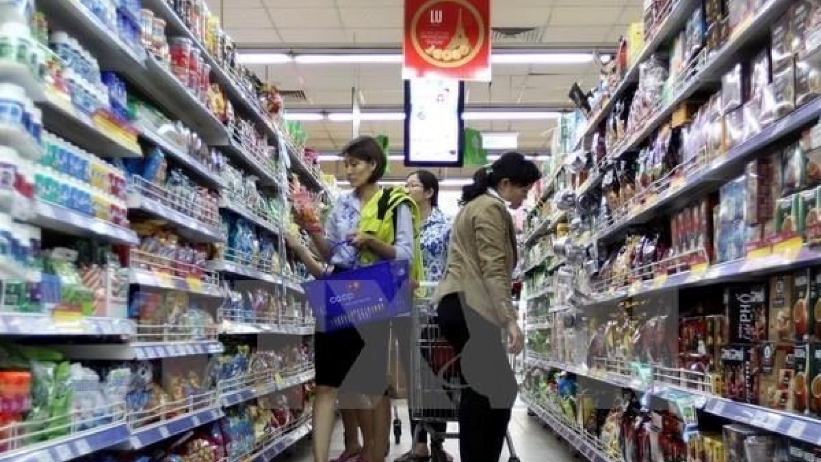Retail sales, services earn US$160 billion