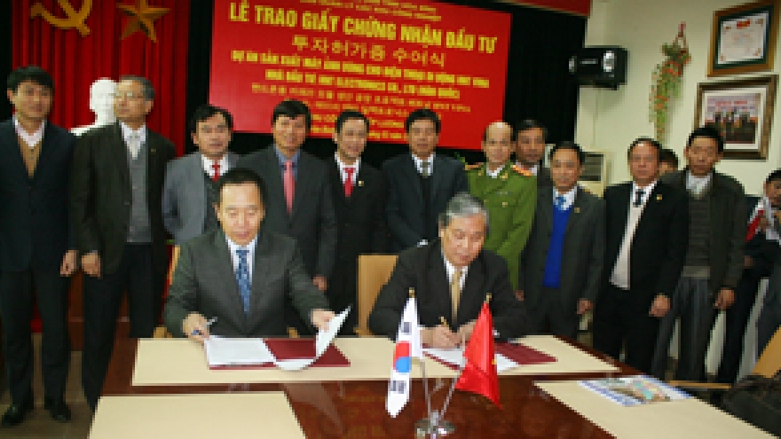 RoK company builds mobile phone plant in Hoa Binh