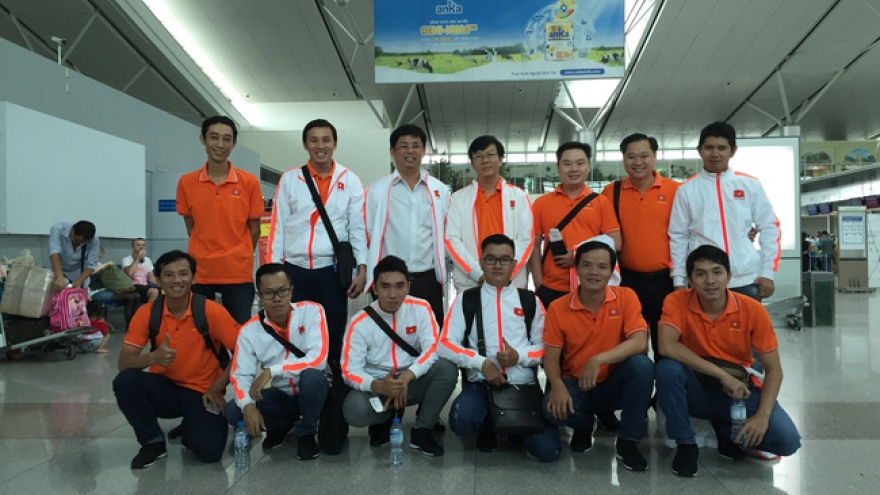 
        Vietnam team heads for ABU Robocon 2016  
                              