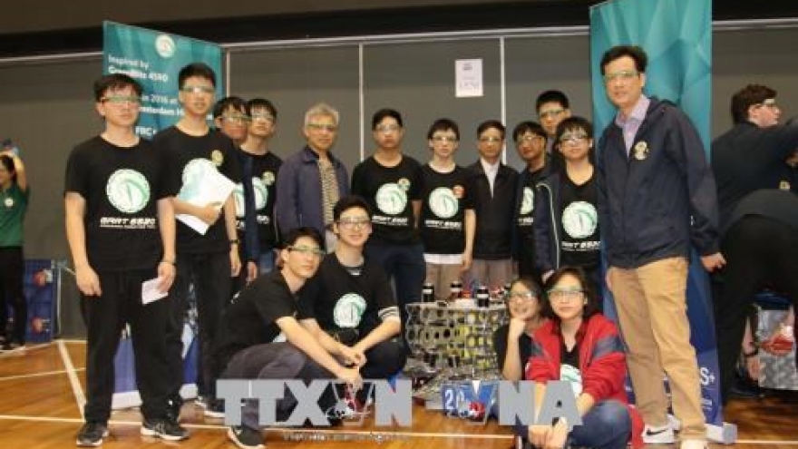 
        Vietnamese students show creativity in making robots
                              