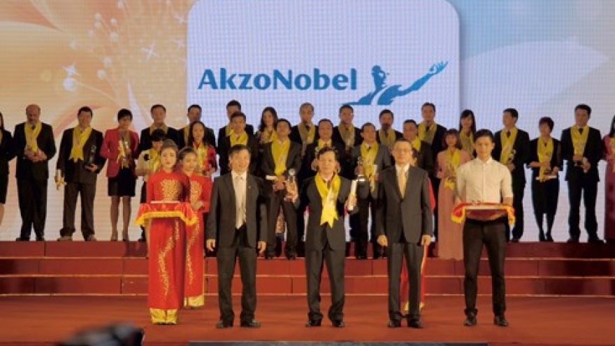 AkzoNobel wins Rong Vang award for 3rd year