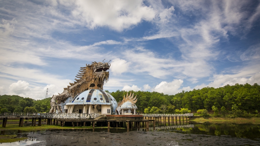 South African artist captures magic of Vietnam in time-lapse video