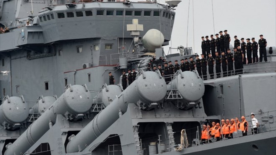 Russian missile cruiser Varyag arrives in Vietnam for port visit