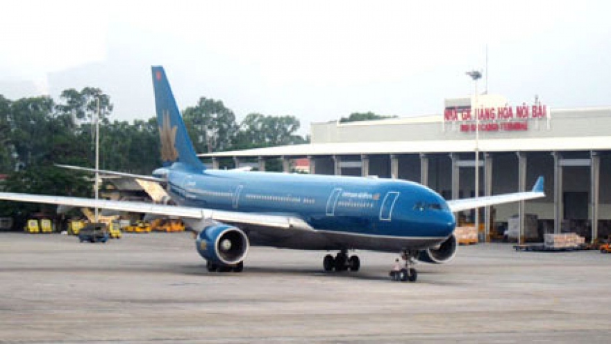 Airport service charges to rise Oct. 1