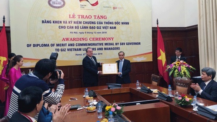 SBV honours GIZ Vietnam leaders and managers