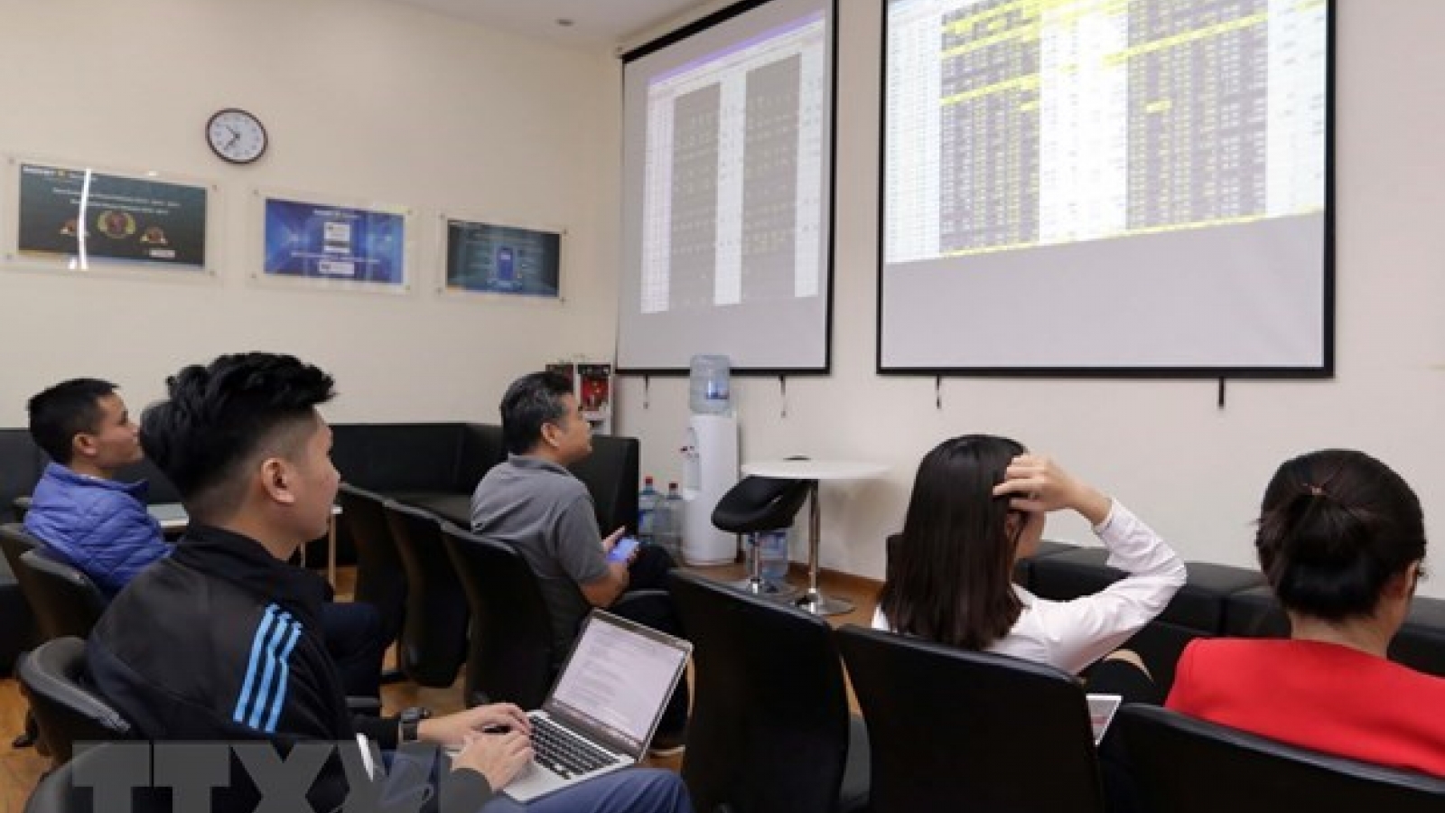 Project to restructure stock market approved