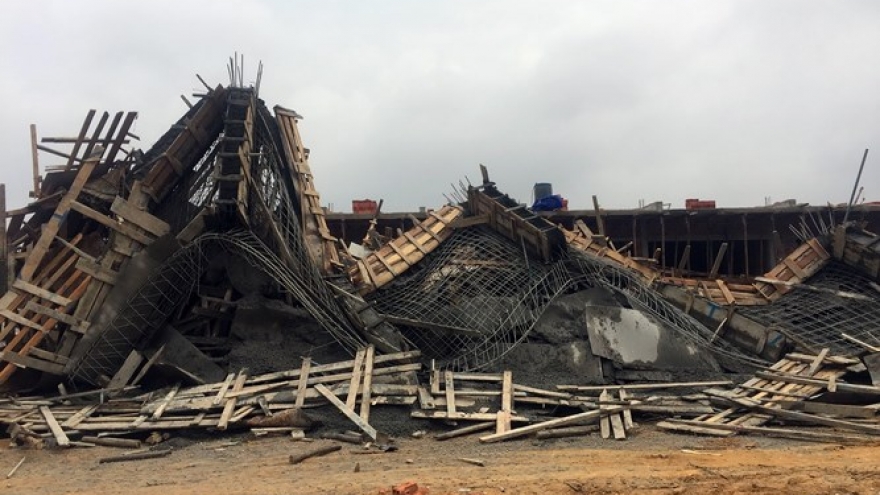2 injured in Hue scaffold collapse