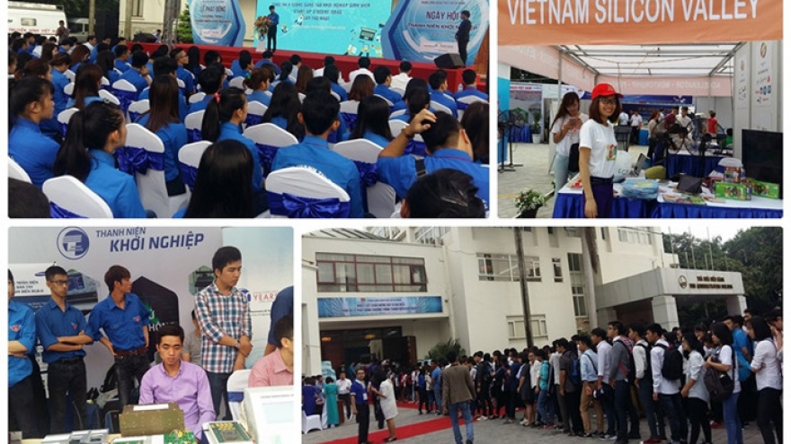 Startup program draws eager young job seekers