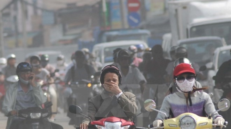 Saigon air approaches ‘cigarette smoke’ as Fall begins