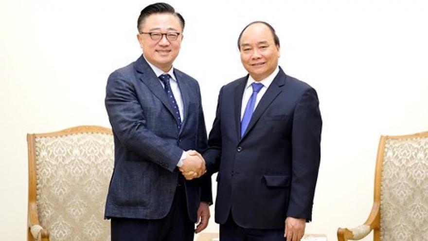 Sumsung asked to expand investment in Vietnam