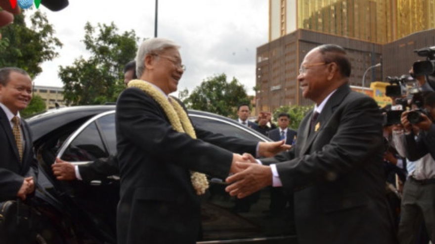Vietnam values time-tested friendship with Cambodia