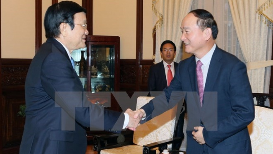 President asked Samsung to help with developing support industry