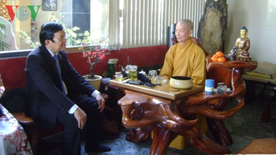 President Sang’s Tet visits to religious dignitaries, artists