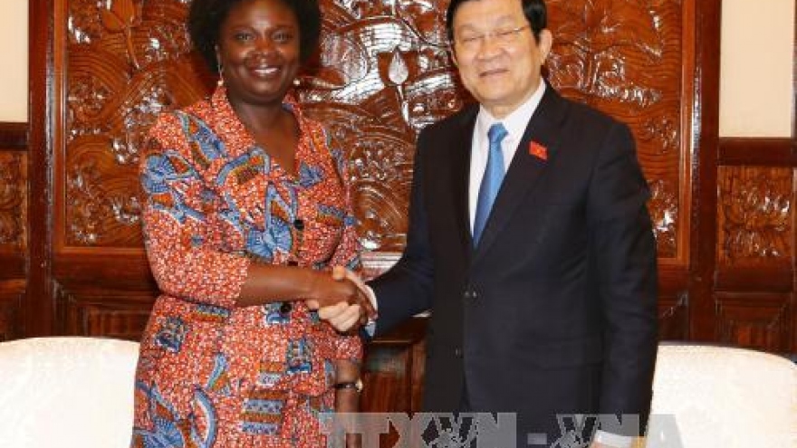 President Sang hails WB support for Vietnam