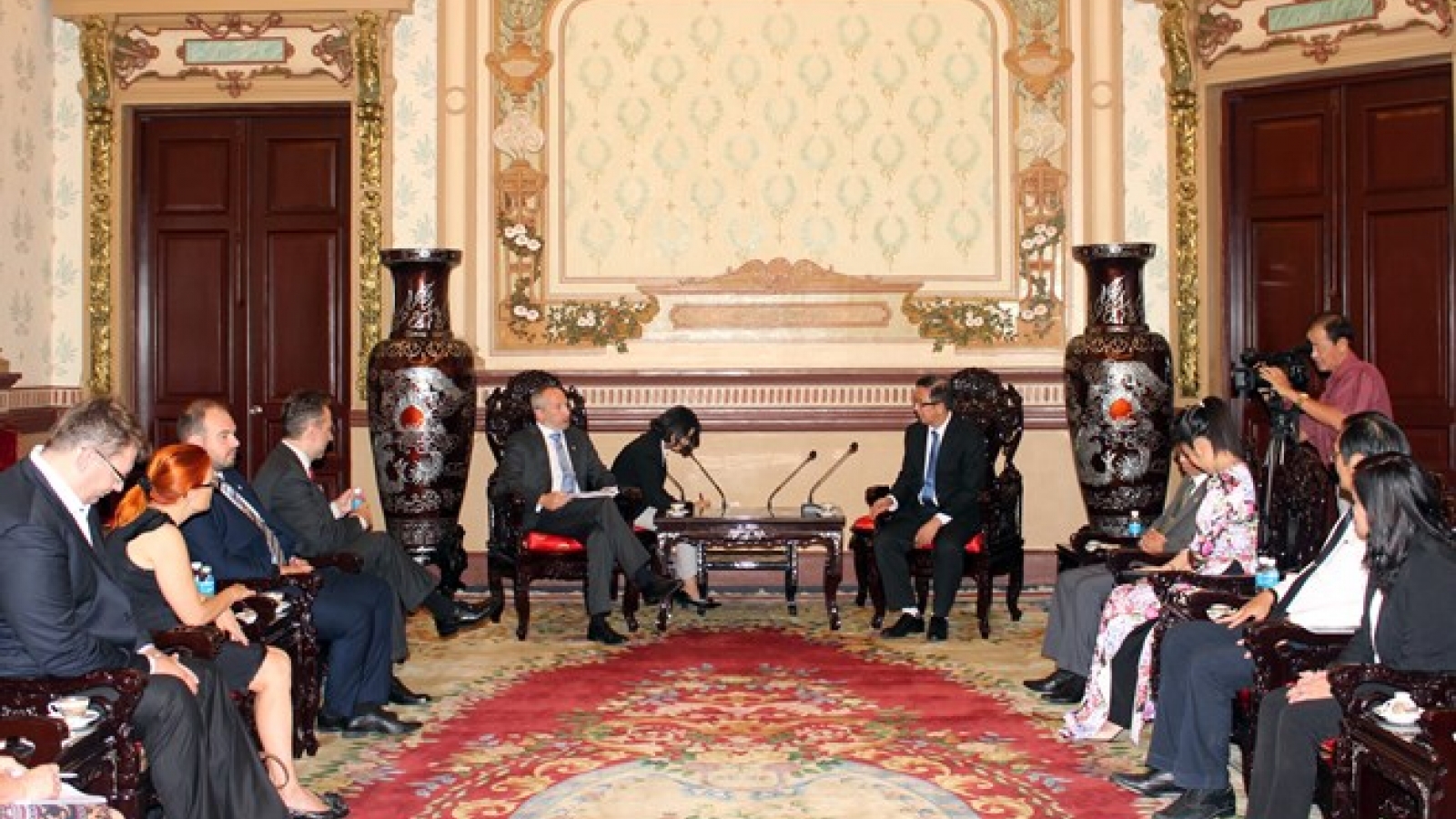 HCM City increases education and training cooperation with Czech Republic