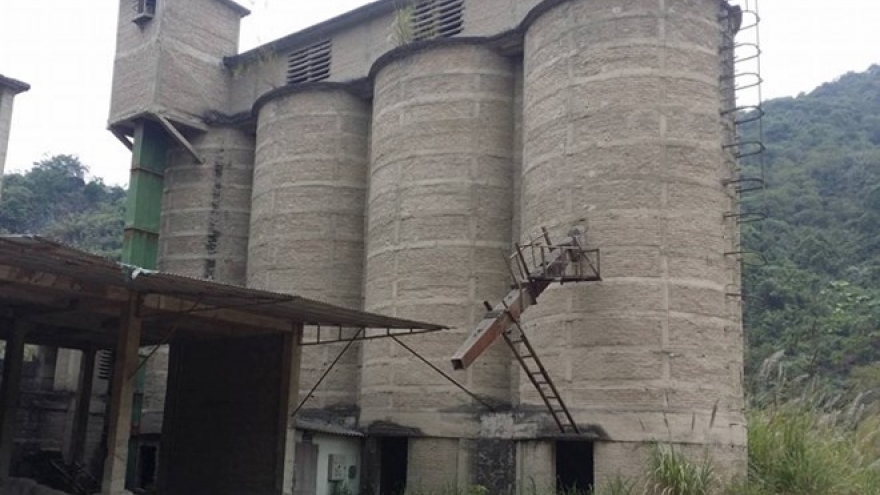 Security lax at radio-active installations