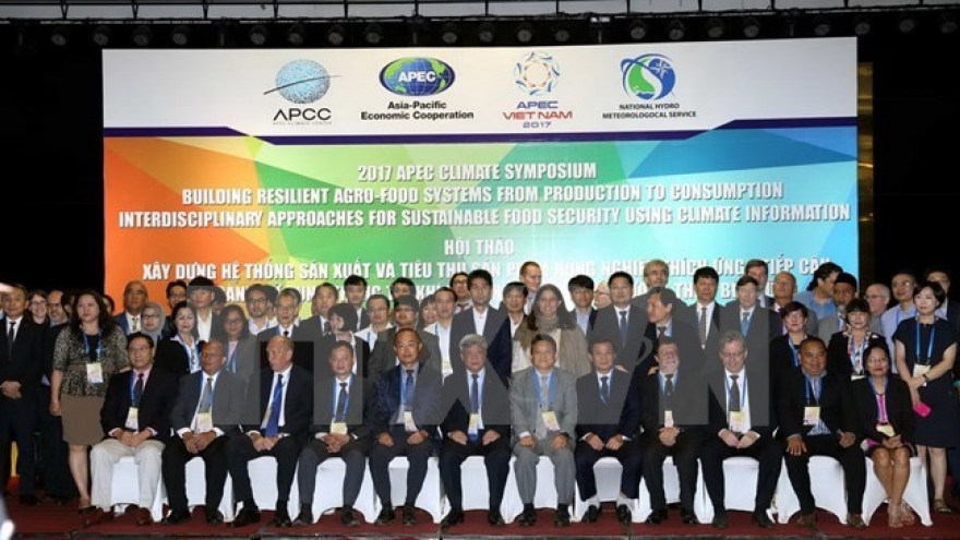 Seminar discusses sustainable, climate change-adaptable agriculture