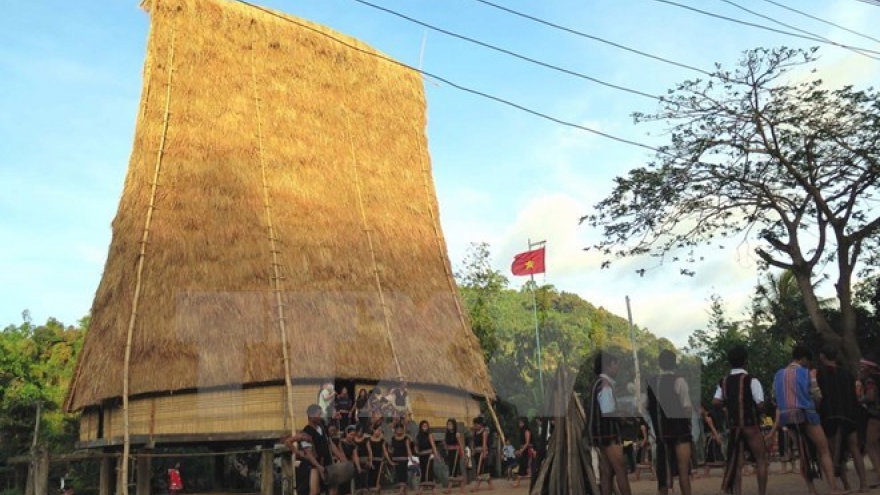 Seminar looks into development in ethnic minority groups