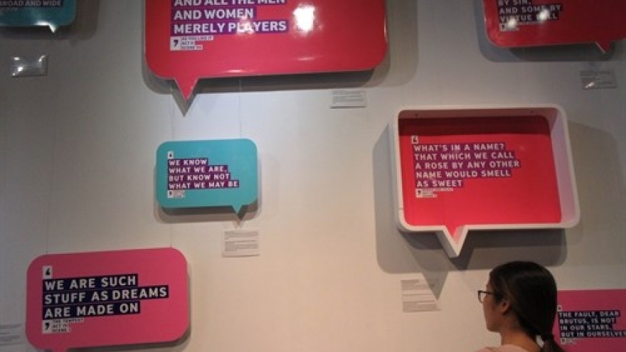 Best quotes from Shakespeare’s works on display in Hanoi