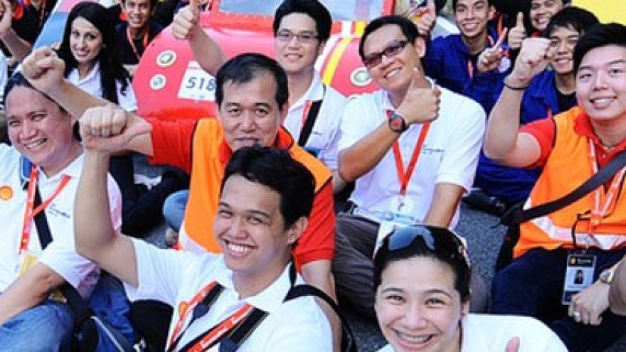 Students attend 2013 Shell Eco-Marathon Asia in Malaysia