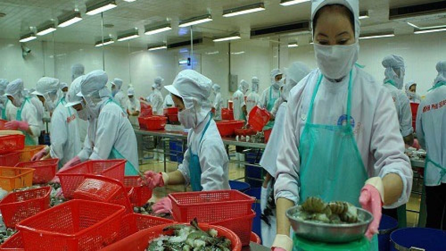 Sharp cut in US anti-dumping tariffs on Vietnamese shrimp