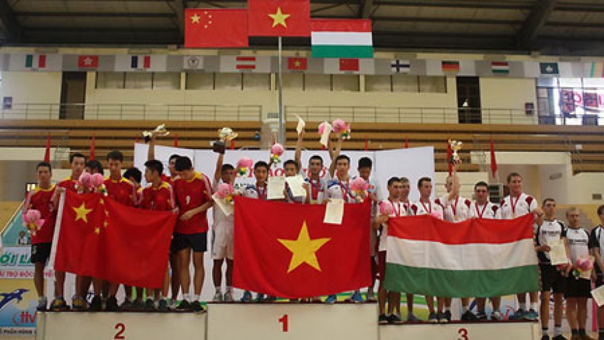 Vietnam finishes first at World Shuttlecock Champs 
