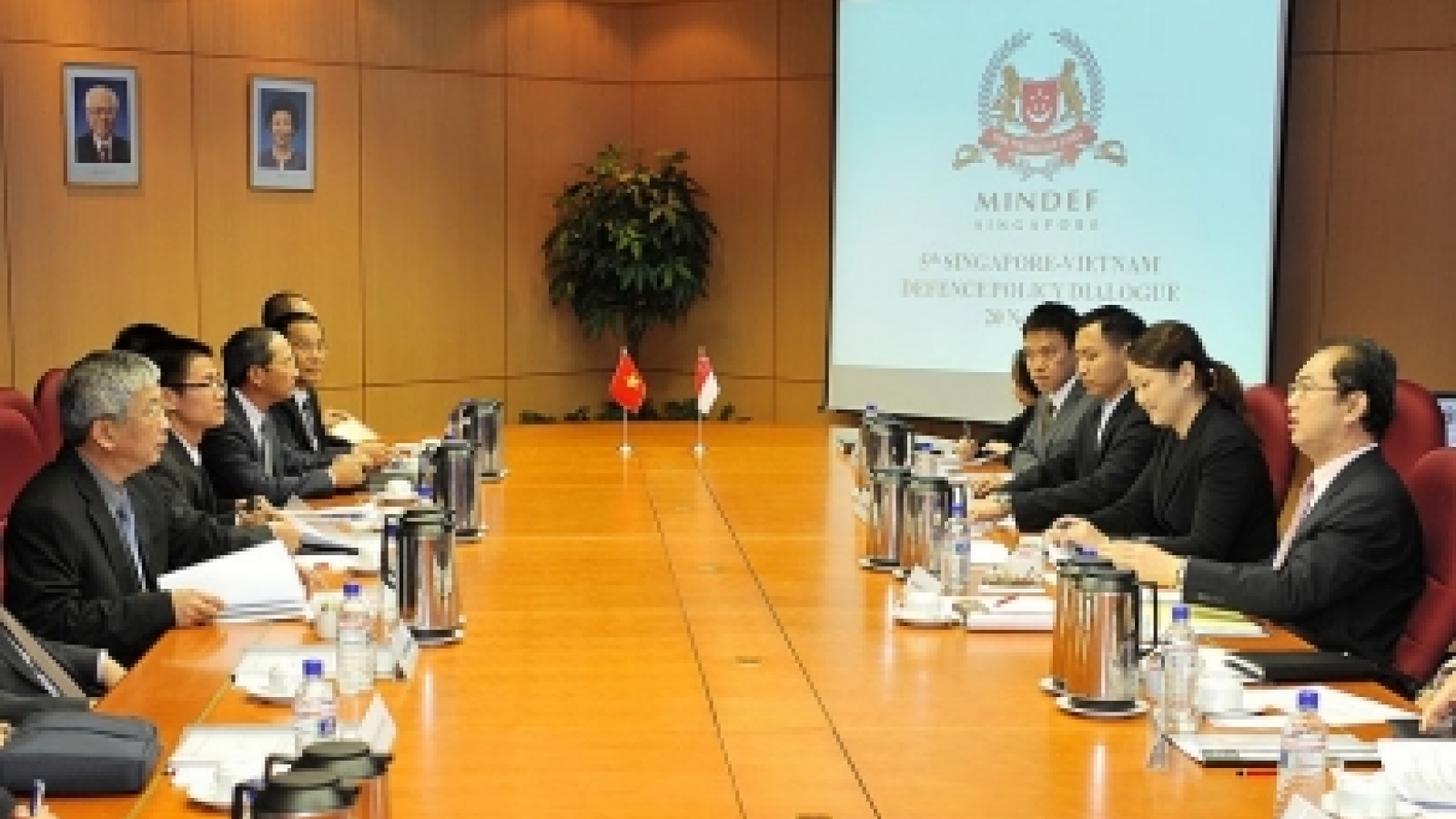 Vietnam learns Singapore’s experience in economic development