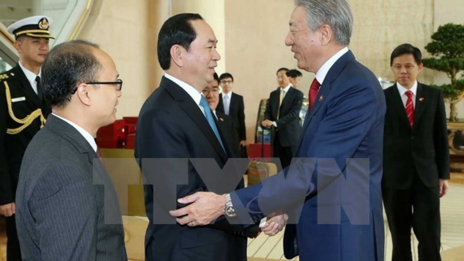 President wraps up State visit to Singapore