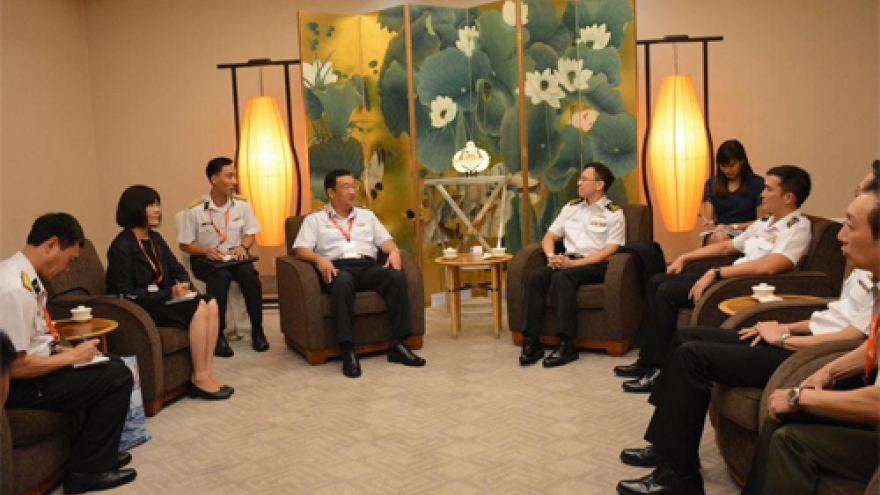 Vietnam, Singapore navies bolster cooperative ties