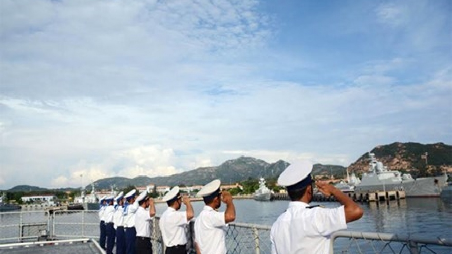 Vietnamese naval ship attends activities in Singapore