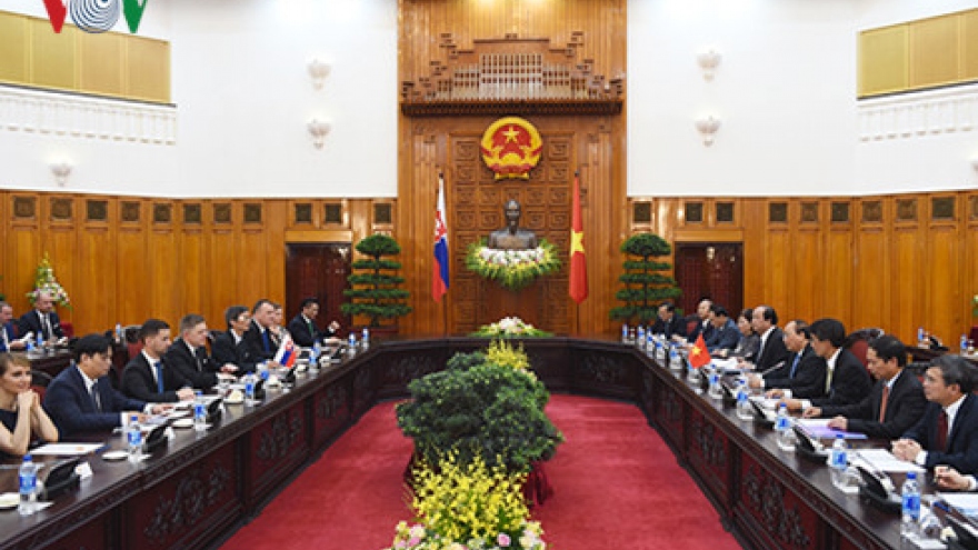 Vietnam, Slovakia examine ways to boost stronger ties