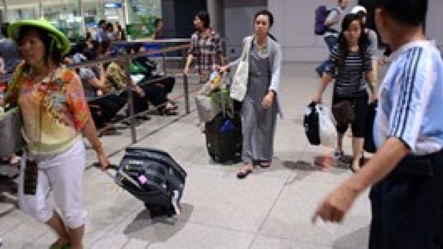 Stranded tourists in Thailand to be brought home