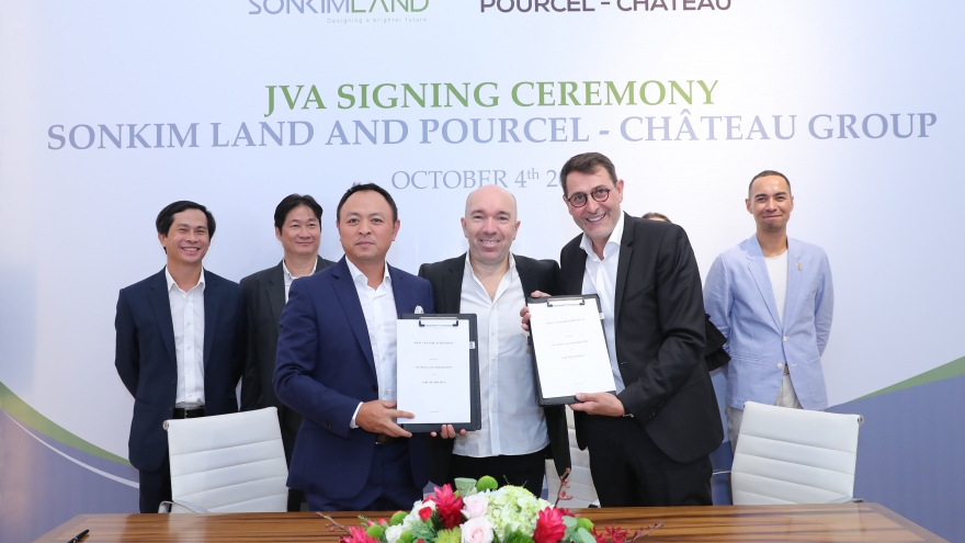 SonKim Land shakes hands with famous food brand Pourcel Château