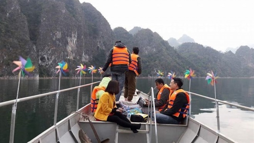 Thai youth promote tourism in Son La